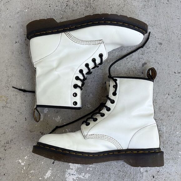 Dr Martens white boots - Picture 2 of 11